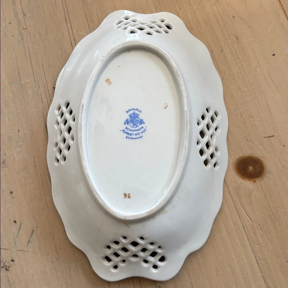 Schumann Bavaria Forget Me Not Dish
